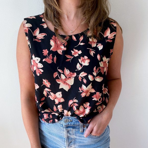 Vintage Tops - Vintage • Autumn Floral Oversized Top